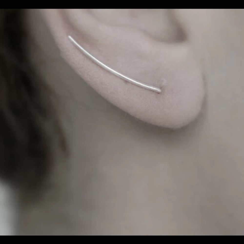 ⚜️[𝟯/$𝟭𝟴]⚜️Silver Long Bar Climber Earrings NEW - Picture 3 of 11